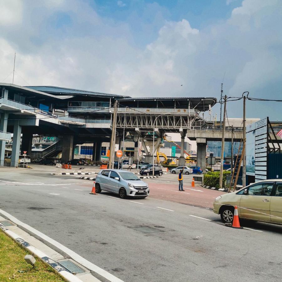 Tr Residence Wtc Titiwangsa Monorail Mrt Station Klcc Hkl Ijm Bukit Bintang Kuala Lumpur Buitenkant foto